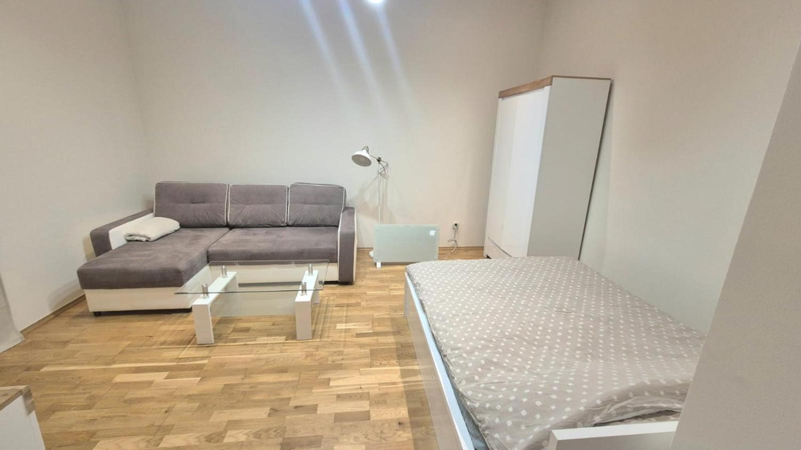 Topolowa Apartament Z Klimatem- Topolowa/Rynek/Pkp Krakkó Kültér fotó